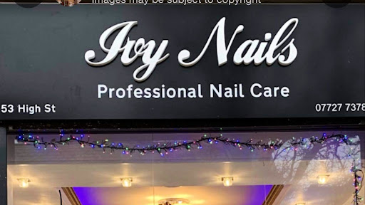 Ivy Nails in Grays