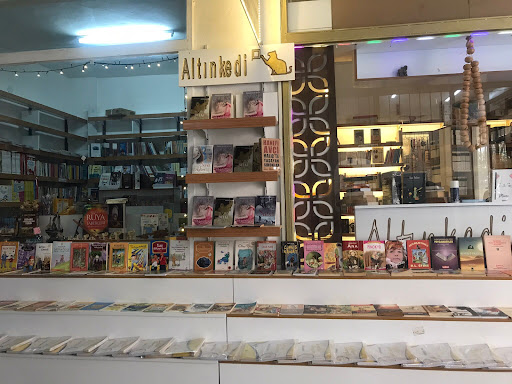 Altınkedi Sahaf ve Kitabevi