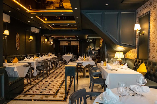 3Gorges London by null