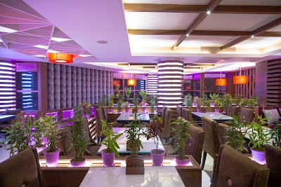 Photos of THE ORIENTAL SKY LOUNGE