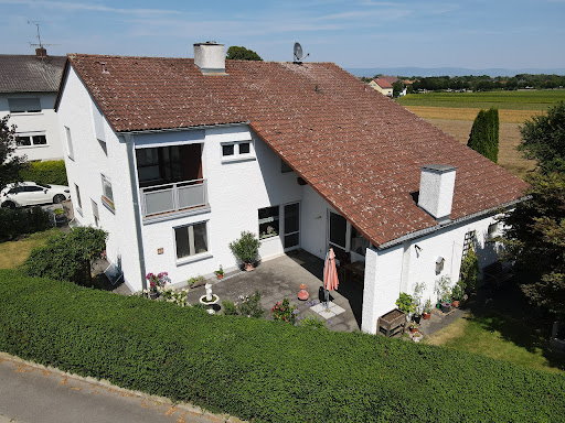 Werner König, Immobilien Versicherungen GmbH