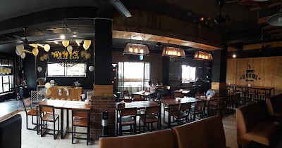 Photos of D'ROYAL COFFEESPACE