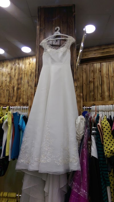 Photos of Center Magic Clothes