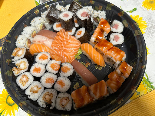 Max Sushi - Visual