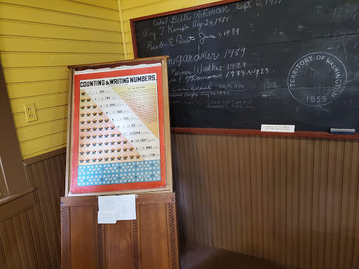 Crow Valley School Museum - Thumbnail
