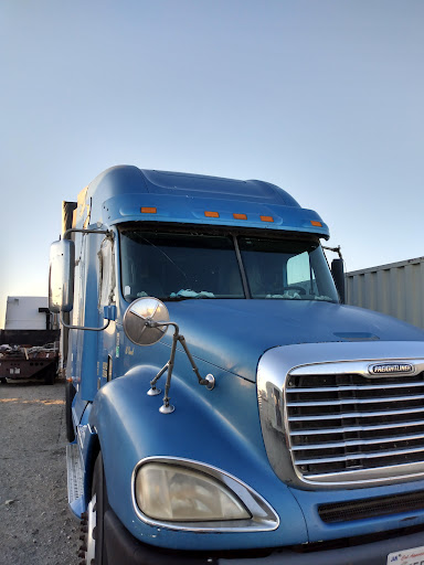 Top Flight Vehicle Storage - Adelanto RV Storage and Trailer Storage - Thumbnail