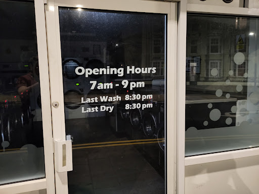 Launderette Golchdy Gallery - United Kingdom