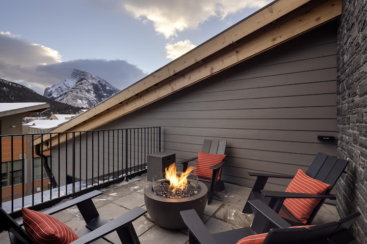 Peaks Hotel & Suites by null