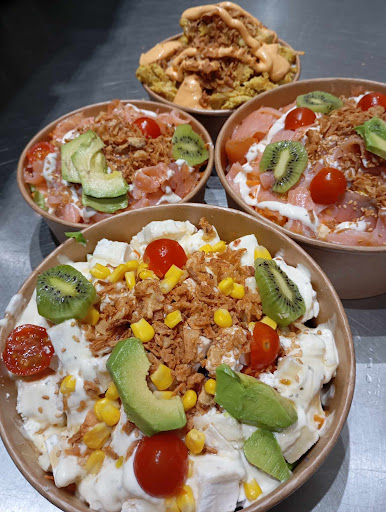 Photo 2 - Castel food