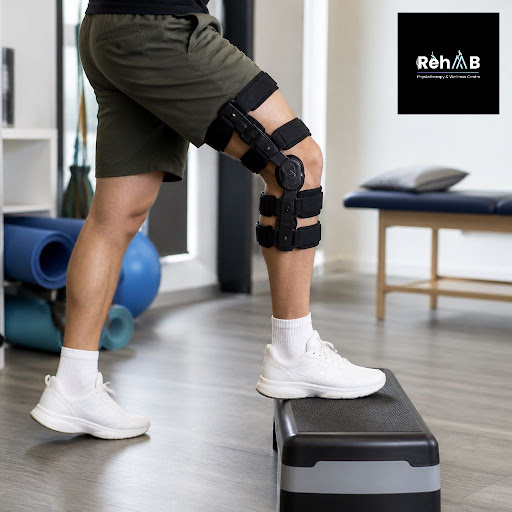 Recovering after ACL surgery doesn’t have to be confusing. At RehAAB Physiotherapy And Wellness C… post image