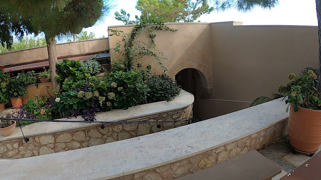 Opinii despre Ιερά Μονή Αγίας Ειρήνης în Γέρακας - Ένωση