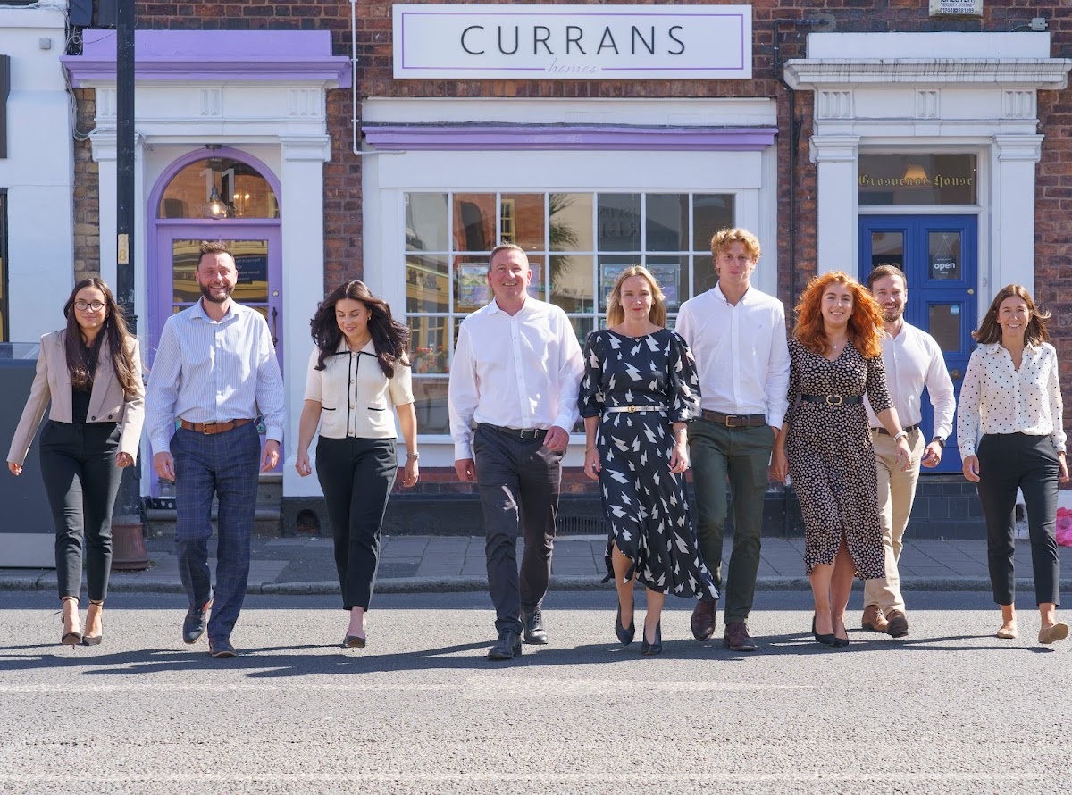 Currans Unique - Chester