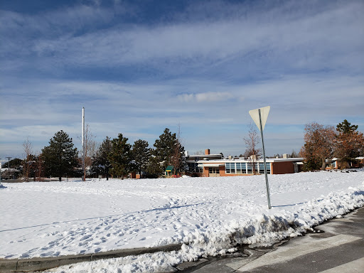 Peruvian Park Elementary School - Thumbnail