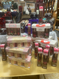 Photo n°64 de Les Galeries Morvandelles à Château-Chinon (Ville) (Cave à vins)