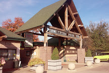 Dickerson Park Zoo, Springfield, United States