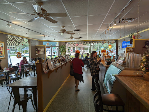 Sun Shoppe Cafe - Visual