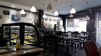 Photos of Emporio caf&eacute; restaurant