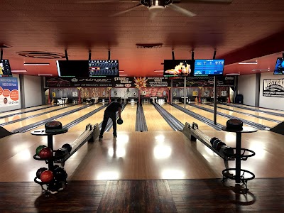 Dixie Bowl & Billiards