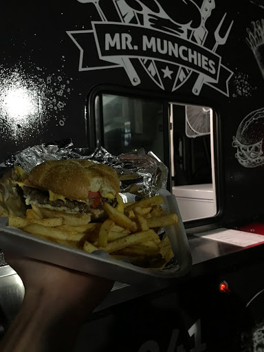 Mr. Munchies Food Truck - Thumbnail