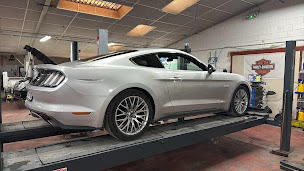 Photo n°11 de D.S Auto Services à La Rivière-de-Corps (Garage automobile)