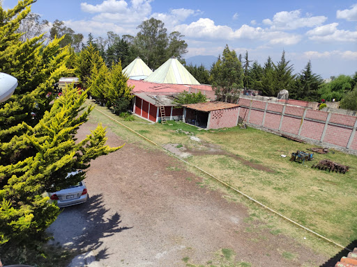 Salón de Fiestas y Eventos Especiales y Hotel Las Pirámides