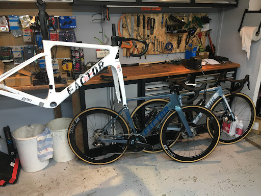 Le Comptoir du Cycliste | Cusset - Thumbnail