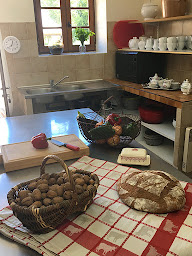 Photo n°39 de Domaine du Barry à Marcillac-Saint-Quentin (Lodge)