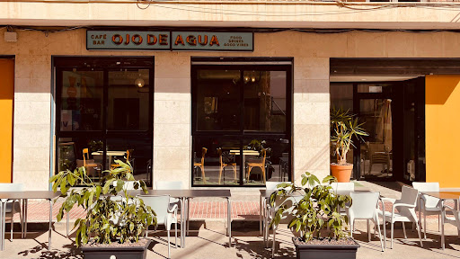 Ojo de Agua Café, Bar & Catering