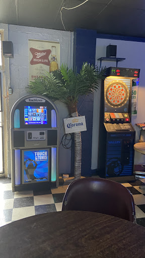 Tipsy's bar - Visual
