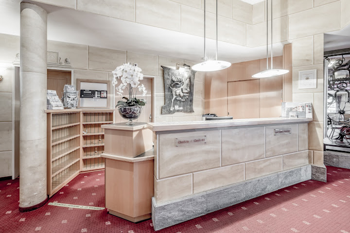 Turmhotel Victoria by null