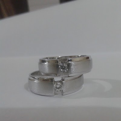 Photos of Ambassador Jewelery / WEDDING RINGS