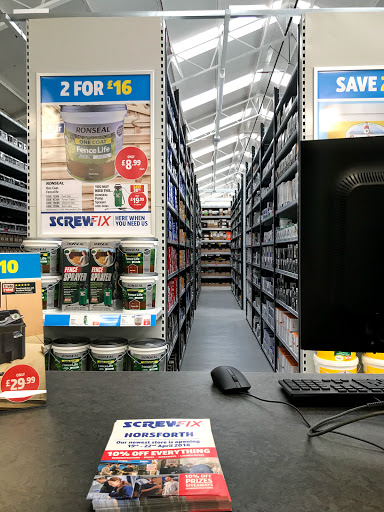 Screwfix Horsforth - Visual