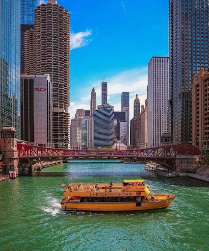 Illinois Center Parking North - LAZ - Thumbnail