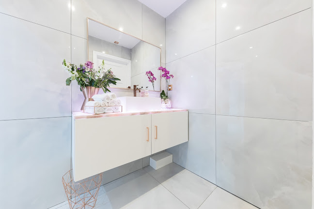 Pink of London - Barber shop