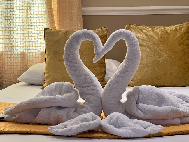 Comments and reviews of The Commongate Hotel