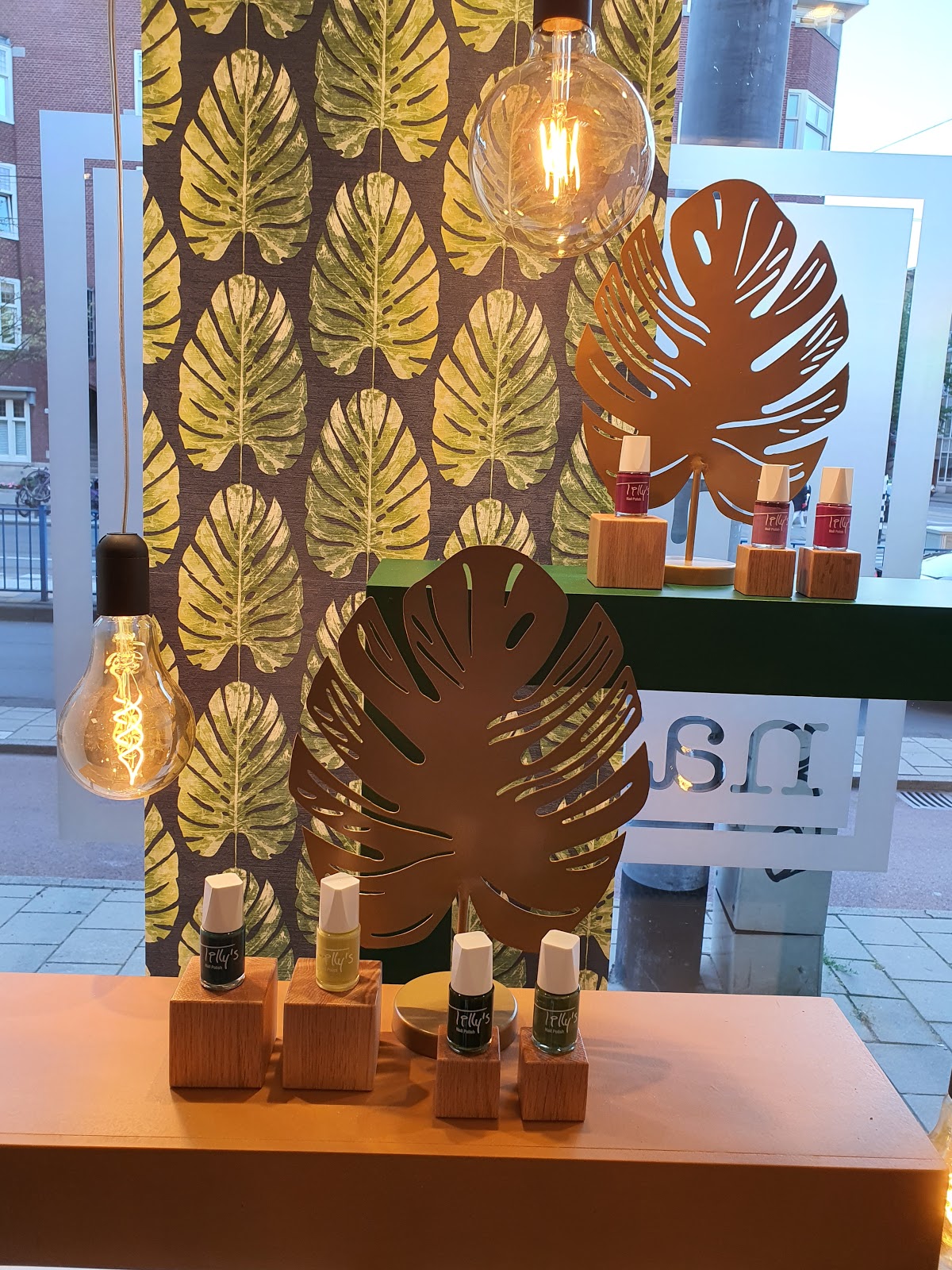 Universal Nails Amsterdam indebuurt Amsterdam