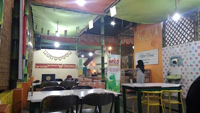 Photos of Nasi Uduk Kebon Kacang Jakarta "Bang Adnand"