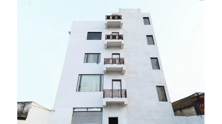 OYO Hotel Leo Star