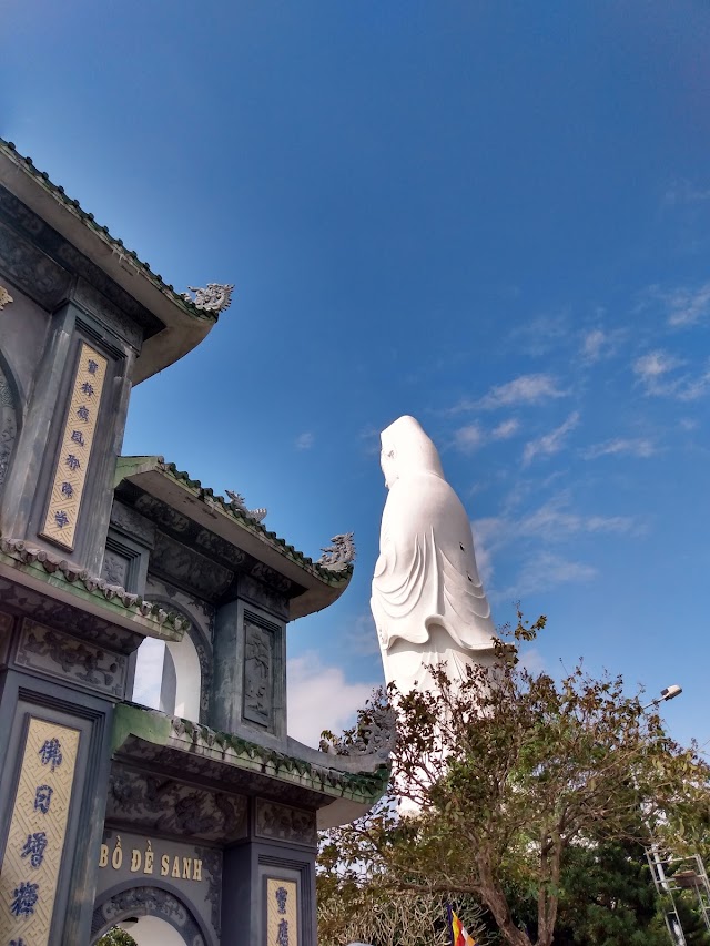 Lady Buddha