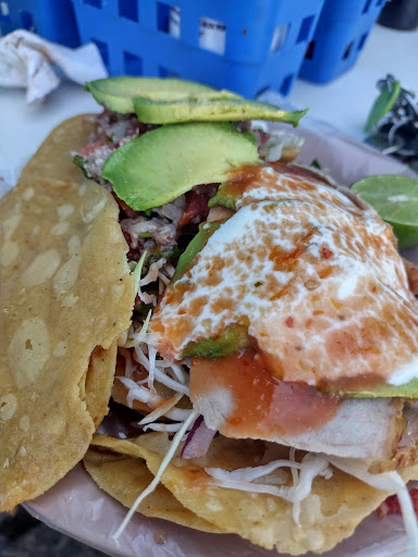 Guacamayas y tortas de lomo "CABRERA" - Thumbnail