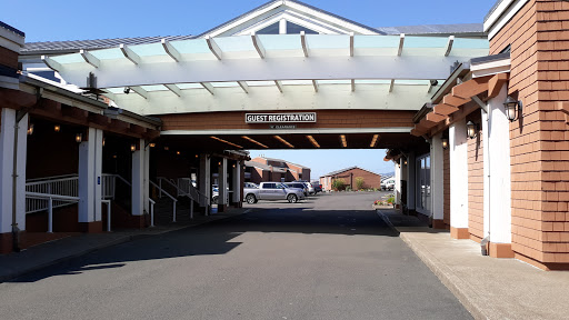 Hallmark Resort