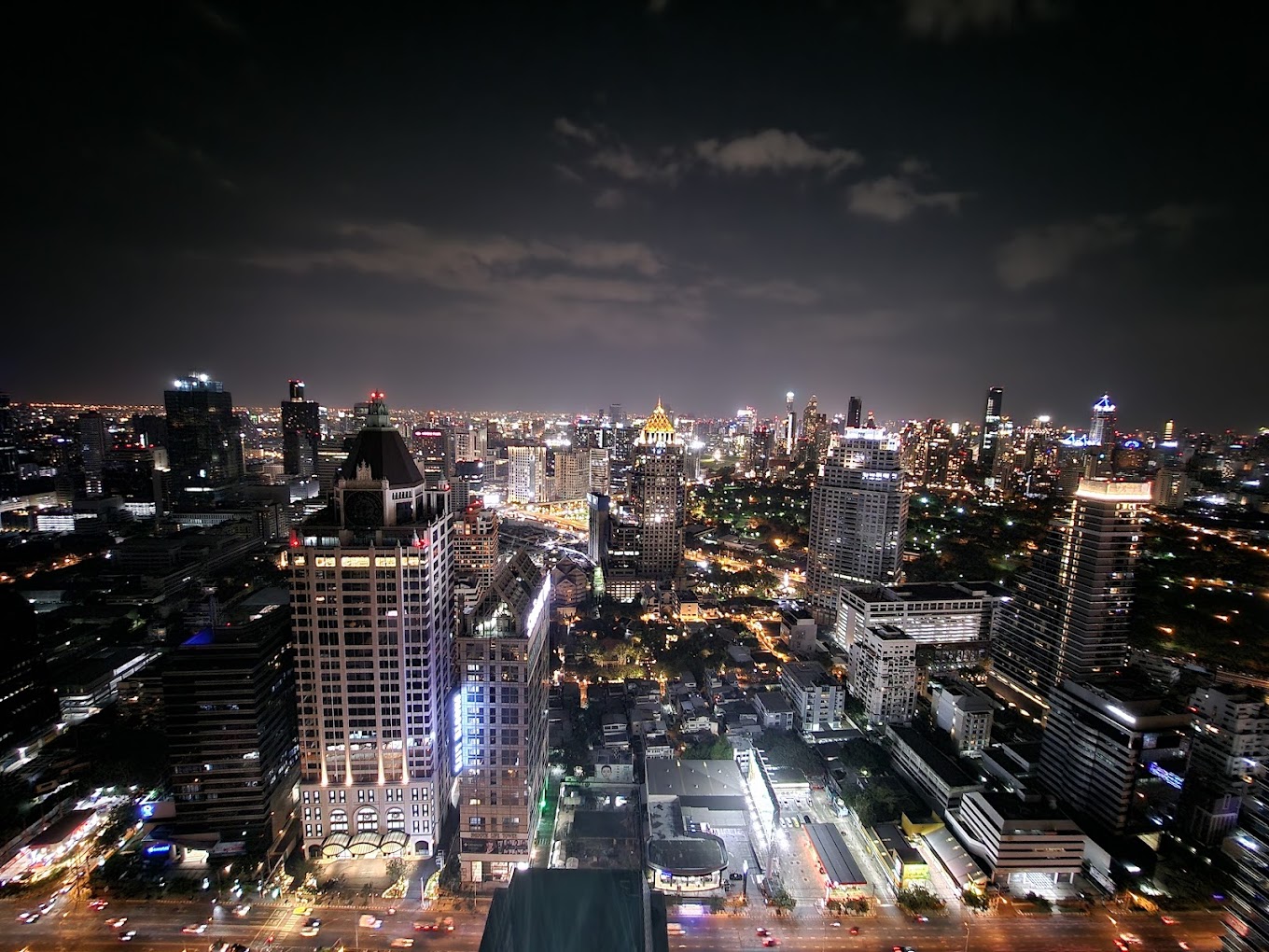 24 hours in bangkok itinerary skygarden rooftop bar