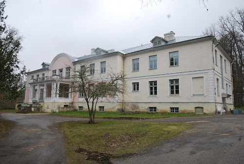 Luua Manor