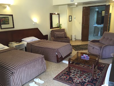 Photos of Chehel Panjereh Hotel