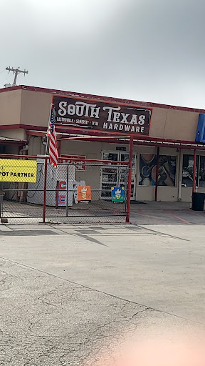 Lytle True Value Hardware - Visual