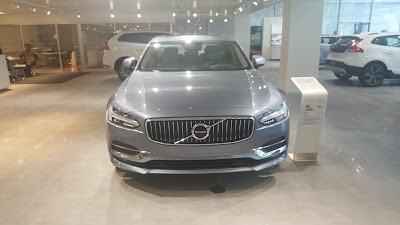 Photos of Volvo rear-Automotive