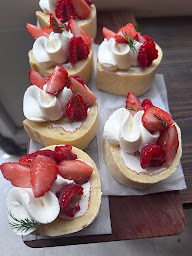 Photo n°28 de Coloré - Restaurant Paris 18 à Paris (Bar à vin)