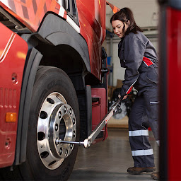 Photo n°19 de Renault Trucks Vitrolles - Provence à Vitrolles (Concessionnaire de poids lourds d'occasion)