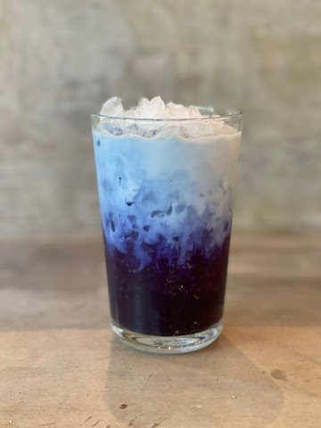 Sunday Press | Garden Oaks by null