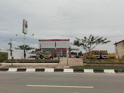 Photos of MITSUBISHI MOTORS MAHAKAM BERLIAN